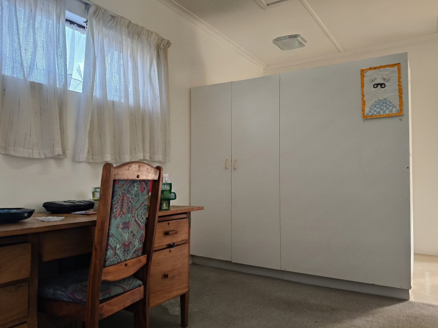 3 Bedroom Property for Sale in Wavecrest Eastern Cape